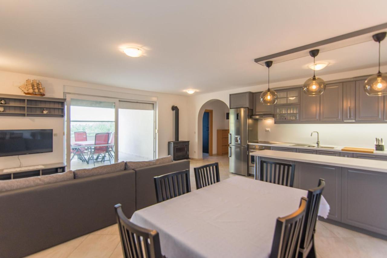 Apartment Jaspis Biograd Na Moru Exterior photo